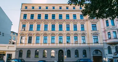 Apartamento 5 habitaciones en Riga, Letonia