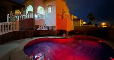 Villa in Urbanizacion Dona Pepa, Spanien