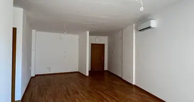 Mieszkanie 3 pokoi w Becici, Czarnogóra
