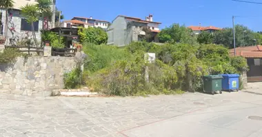 Grundstück in Nikiti, Griechenland