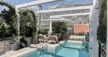 Villa 3 bedrooms in Prcanj, Montenegro