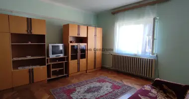 3 room house in Sarbogard, Hungary