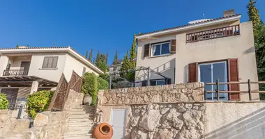 2 bedroom house in Kamares, Cyprus