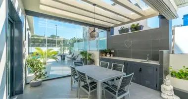 Casa 4 habitaciones en Orihuela, España