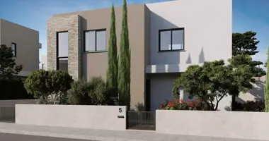 Villa 4 bedrooms in Agios Tychonas, Cyprus