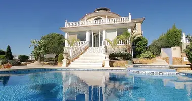 Villa 4 bedrooms with Furnitured, with Air conditioner, with Sea view in Provincia de Alacant/Alicante, Spain