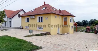 Commercial property 380 m² in Lesencetomaj, Hungary