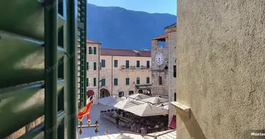 Mieszkanie 3 pokoi w Kotor, Czarnogóra