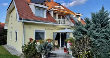 6 room house in Budapest, Hungary