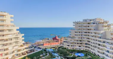2 bedroom apartment in Benalmadena, Spain