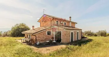 Villa 4 habitaciones en Loreto Aprutino, Italia