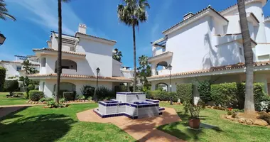 2 bedroom apartment in San Pedro Alcantara, Spain