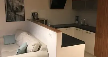 Квартира 2 комнаты в Варшава, Польша