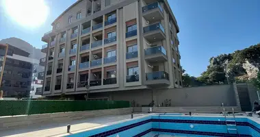 Apartamento 3 habitaciones con parque infantil, con calefacción de gas, con área protegida en Turquía