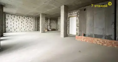 Apartamento 3 habitaciones en Minsk, Belarús