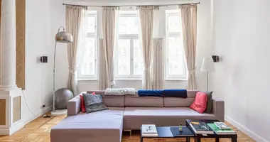 Wohnung 5 Zimmer in Warschau, Polen