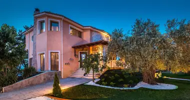 Villa 5 habitaciones con Piscina, con Vista a la montaña en Ormos Prinou, Grecia