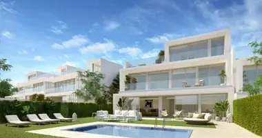 3 bedroom house in San Roque, Spain