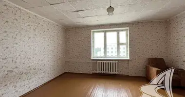 Apartamento 3 habitaciones en Malaryta, Bielorrusia