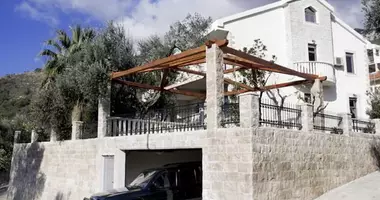 Villa  con Ascensor, con Aire acondicionado, con Videovigilancia en Petrovac, Montenegro
