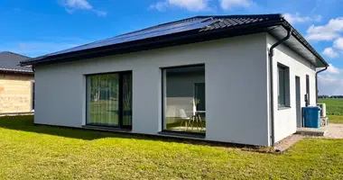 Haus in Poderiskiai, Litauen