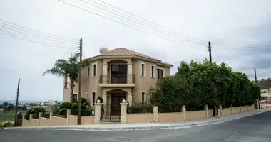 Willa 6 pokojów z Widok na morze, z Basen, z Pierwsza linia brzegowa w Gmina Means Neighborhood, Cyprus