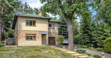 3 bedroom house in Warsaw, Poland