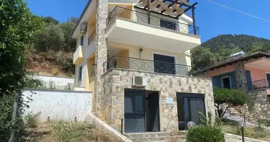 Townhouse 4 bedrooms in Skala Potamias, Greece