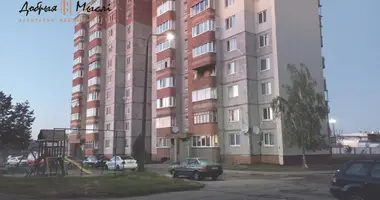 Apartamento 3 habitaciones en Borisov, Bielorrusia