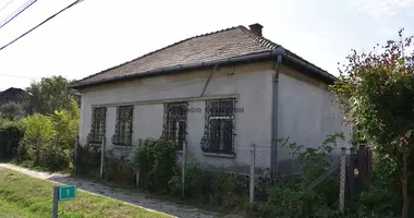 2 room house in Abony, Hungary