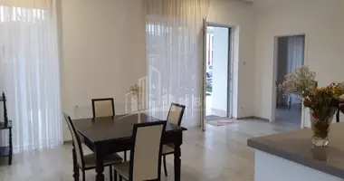 Villa 4 bedrooms with Furnitured, with Central heating, with Yes in Tbilisi, Georgia