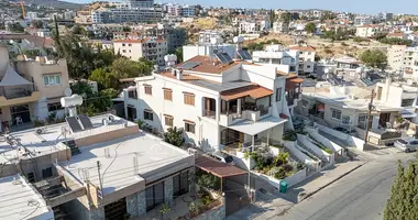 Maison 3 chambres dans Demos Agiou Athanasiou, Chypre