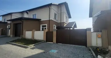 Haus 4 zimmer in Suchyj Lyman, Ukraine