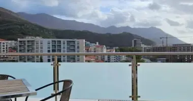 Apartamento 3 habitaciones en Becici, Montenegro