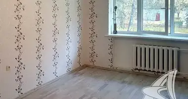 2 room apartment in Pielisca, Belarus