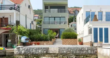 Dom 2 pokoi w Tivat, Czarnogóra