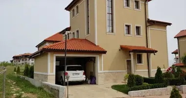 Maison 3 chambres dans Kocharitsa, Bulgarie