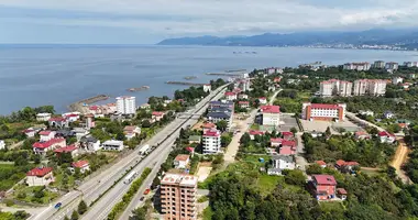 Apartamento 4 habitaciones en Besikduezue, Turquía