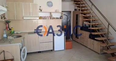 Квартира 2 комнаты в Несебр, Болгария