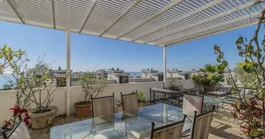 Apartamento 4 habitaciones en Marbella, Španjolska