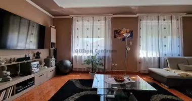 4 room house in Maglod, Hungary
