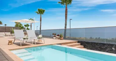 4 bedroom house in Estepona, Spain