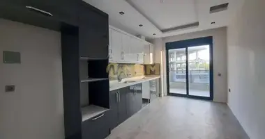 Apartamento 3 habitaciones con la piscina, con sauna, con  gimnasio en Alanya, Turquía