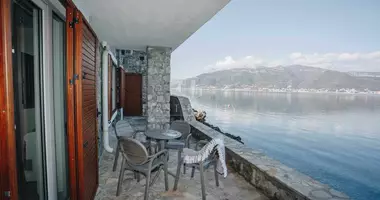 Villa 4 bedrooms with Double-glazed windows, with Furnitured, with Sea view in Krasici, Montenegro