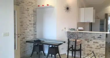 Apartamento 3 habitaciones en Donja Lastva, Montenegro