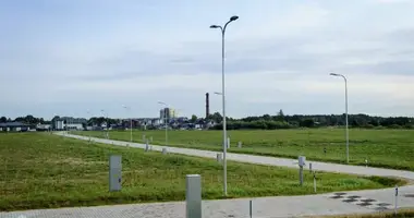 Grundstück in Bezirk Neuermühlen, Lettland