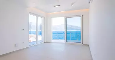 Wohnung 3 Zimmer in Krasici, Montenegro