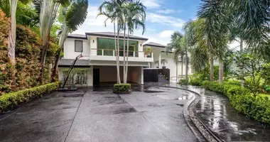 Villa  mit Parkplatz, mit Balkon, mit Möbliert in Phuket, Thailand