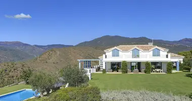 5 bedroom house in Benahavis, Spain