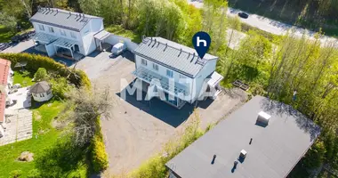 Dom 4 pokoi w Tampere sub region, Finlandia